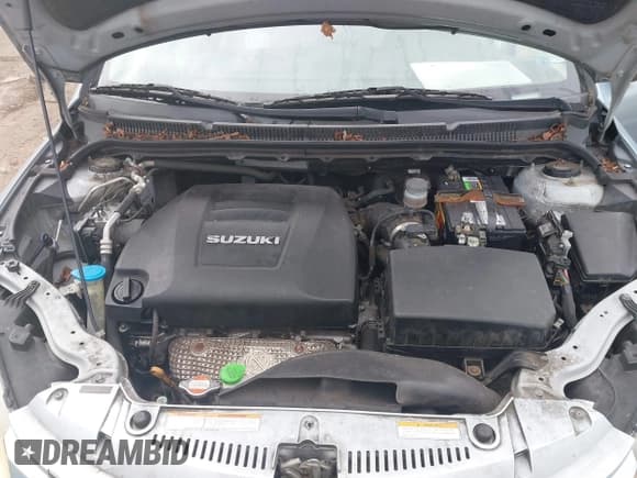 ✅ 2011 Suzuki Kizashi SE • VIN: JS2RE9A39B6110962 • Lot: 41735978. Listed on IAAI with 138,002 mi. Free auction sales archive from the USA and detailed vehicle history report at DreamBid. Image 10.