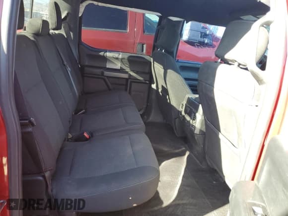 ✅ 2017 Ford F-150 XL • VIN: 1FTEW1CF3HKD94748 • Лот: 83985315. Опубликован ранее на Copart с пробегом 136 002 миль. Бесплатный доступ к архиву аукционных продаж из США и подробный отчёт об истории автомобиля на DreamBid. Изображение 10.