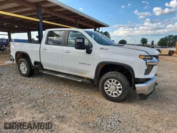 ✅ 2022 Chevrolet Silverado 2500HD LT • VIN: 1GC1YNEYXNF201515 • Лот: 84231315. Опубликован ранее на Copart с пробегом 109 736 миль. Бесплатный доступ к архиву аукционных продаж из США и подробный отчёт об истории автомобиля на DreamBid. Изображение 4.