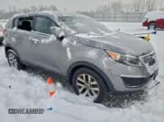 ✅ 2016 Kia Sportage LX • VIN: KNDPB3AC8G7833887 • Lot: 95143965. Wystawiony na Copart z przebiegiem 132 988 mil. Bezpłatny archiwum sprzedaży aukcyjnych z USA i szczegółowy raport historii pojazdu na DreamBid. Zdjęcie 4.