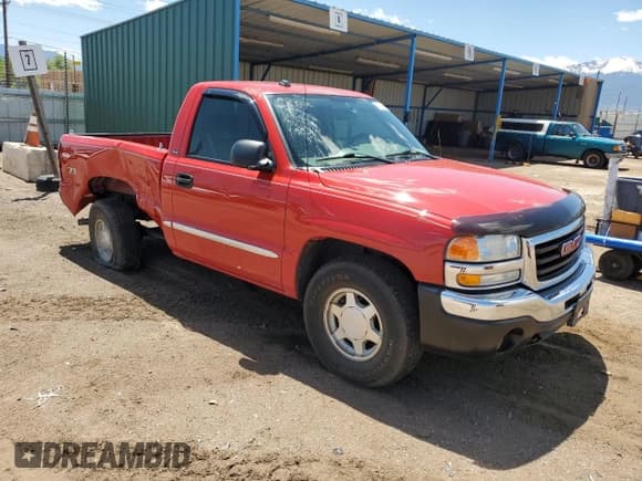 ✅ 2004 GMC Sierra 1500 SLE • VIN: 1GTEK14TX4Z136535 • Лот: 57895655. Опубликован ранее на Copart с пробегом 97 445 миль. Бесплатный доступ к архиву аукционных продаж из США и подробный отчёт об истории автомобиля на DreamBid. Изображение 4.