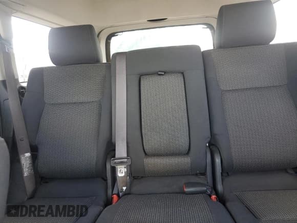 ✅ 2008 Jeep Commander Sport • VIN: 1J8HH48K98C153441 • Lot: 72005465. Listed on Copart with 239,920 mi. Free auction sales archive from the USA and detailed vehicle history report at DreamBid. Image 10.