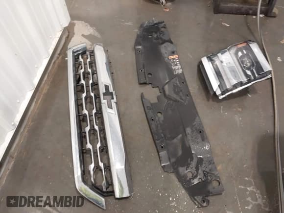 ✅ 2018 Chevrolet Silverado 1500 LTZ • VIN: 3GCUKSEJ5JG634863 • Лот: 41829006. Опубликован ранее на IAAI с пробегом 64 659 миль. Бесплатный доступ к архиву аукционных продаж из США и подробный отчёт об истории автомобиля на DreamBid. Изображение 12.