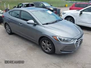 2018 Hyundai Elantra SEL z VIN KMHD84LF2JU518425, wystawiony jako IAAI lot #42629399 z przebiegiem 134 563 mil mil oraz . Historia ofert i sprzedaży dostępna na DreamBid. Obrazek 1.