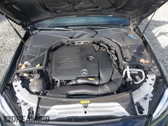 ✅ 2020 Mercedes-Benz C 300 • VIN: W1KWF8EB2LR597188 • Lot: 43565900. Wystawiony na IAAI z przebiegiem 47 210 mil. Bezpłatny archiwum sprzedaży aukcyjnych z USA i szczegółowy raport historii pojazdu na DreamBid. Zdjęcie 10.