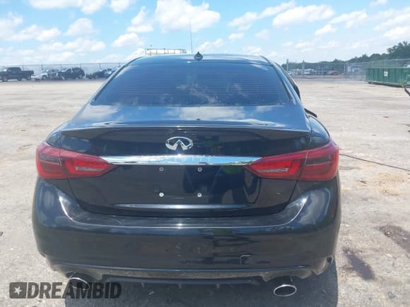 ✅ 2018 Infiniti Q50 Luxe • VIN: JN1EV7AP3JM356824 • Lot: 42233119. Listed on IAAI with 172,183 mi. Free auction sales archive from the USA and detailed vehicle history report at DreamBid. Image 16.