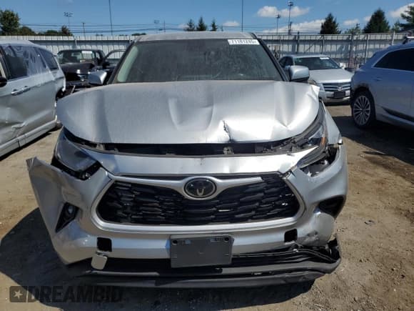 ✅ 2022 Toyota Highlander LE • VIN: 5TDBZRBH7NS228619 • Лот: 71181245. Опубликован ранее на Copart с пробегом 37 336 миль. Бесплатный доступ к архиву аукционных продаж из США и подробный отчёт об истории автомобиля на DreamBid. Изображение 5.