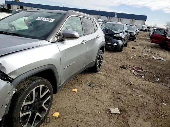 ✅ 2018 Jeep Compass Limited • VIN: 3C4NJDCB4JT200410 • Лот: 52582405. Опубликован ранее на Copart с пробегом 92 182 миль. Бесплатный доступ к архиву аукционных продаж из США и подробный отчёт об истории автомобиля на DreamBid. Изображение 10.