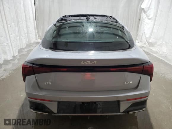 ✅ 2025 Kia K5 GT • VIN: KNAG44J82S5349419 • Lot: 66704465. Wystawiony na Copart z przebiegiem 7 381 mil. Bezpłatny archiwum sprzedaży aukcyjnych z USA i szczegółowy raport historii pojazdu na DreamBid. Zdjęcie 6.