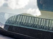 ✅ 1993 Chevrolet Silverado 1500 • VIN: 2GCEC19K5P1210180 • Lot: 42658583. Wystawiony na IAAI z przebiegiem 238 044 mil. Bezpłatny archiwum sprzedaży aukcyjnych z USA i szczegółowy raport historii pojazdu na DreamBid. Zdjęcie 9.