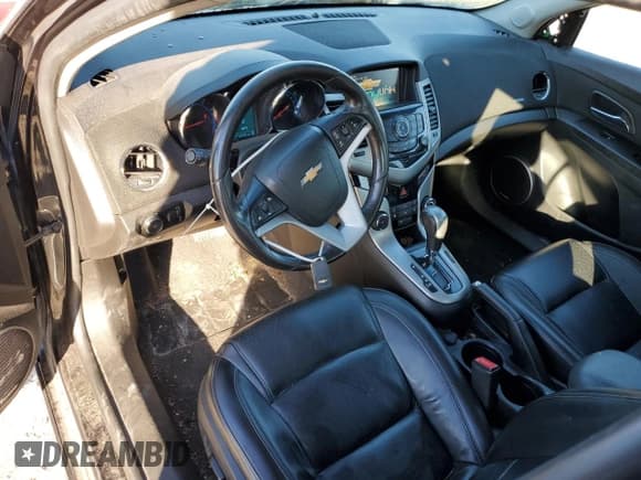 ✅ 2015 Chevrolet Cruze LTZ • VIN: 1G1PG5SB6F7286712 • Lot: 70507072. Wystawiony na Copart z przebiegiem 102 897 mil. Bezpłatny archiwum sprzedaży aukcyjnych z USA i szczegółowy raport historii pojazdu na DreamBid. Zdjęcie 8.