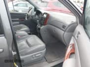 ✅ 2005 Toyota Sienna XLE Limited • VIN: 5TDBA22C85S029971 • Lot: 43881544. Listed on IAAI with 233,178 mi. Free auction sales archive from the USA and detailed vehicle history report at DreamBid. Image 5.