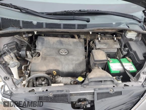 ✅ 2012 Toyota Sienna LE • VIN: 5TDKK3DC9CS211658 • Lot: 90089685. Listed on Copart with 142,143 mi. Free auction sales archive from the USA and detailed vehicle history report at DreamBid. Image 12.