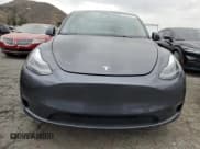 ✅ 2023 Tesla Model Y Long Range • VIN: 7SAYGDEE6PF848778 • Lot: 93710175. Wystawiony na Copart z przebiegiem 34 473 mil. Bezpłatny archiwum sprzedaży aukcyjnych z USA i szczegółowy raport historii pojazdu na DreamBid. Zdjęcie 5.