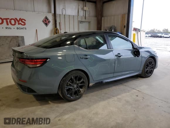 ✅ 2025 Nissan Sentra SR • VIN: 3N1AB8DV1SY286973 • Lot: 91828315. Wystawiony na Copart z przebiegiem 27 649 mil. Bezpłatny archiwum sprzedaży aukcyjnych z USA i szczegółowy raport historii pojazdu na DreamBid. Zdjęcie 3.