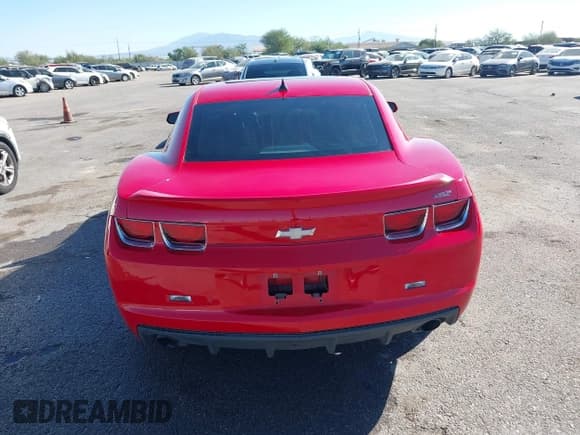 ✅ 2010 Chevrolet Camaro 2SS • VIN: 2G1FK1EJ2A9164135 • Лот: 43607340. Опубликован ранее на IAAI с пробегом 107 691 миль. Бесплатный доступ к архиву аукционных продаж из США и подробный отчёт об истории автомобиля на DreamBid. Изображение 16.