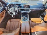 ✅ 2021 BMW X5 xDrive40i • VIN: 5UXCR6C07M9F48999 • Lot: 91269195. Wystawiony na Copart z przebiegiem 114 025 mil. Bezpłatny archiwum sprzedaży aukcyjnych z USA i szczegółowy raport historii pojazdu na DreamBid. Zdjęcie 8.