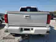 2019 Chevrolet Silverado 2500HD LTZ z VIN 1GC1KTEY6KF105690, wystawiony jako Copart lot #80487685 z przebiegiem 179 828 mil mil oraz Szkoda całkowita • Salvage title. Historia ofert i sprzedaży dostępna na DreamBid. Obrazek 6.