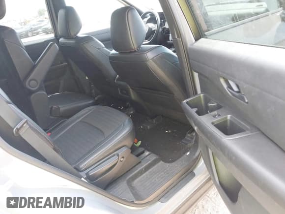 ✅ 2024 Nissan Pathfinder Rock Creek • VIN: 5N1DR3BD2RC231420 • Lot: 43322505. Wystawiony na IAAI z przebiegiem 31 692 mil. Bezpłatny archiwum sprzedaży aukcyjnych z USA i szczegółowy raport historii pojazdu na DreamBid. Zdjęcie 8.