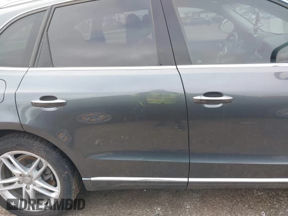 ✅ 2017 Audi Q5 Premium • VIN: WA1C2AFP7HA093178 • Lot: 43774410. Listed on IAAI with 102,944 mi. Free auction sales archive from the USA and detailed vehicle history report at DreamBid. Image 12.