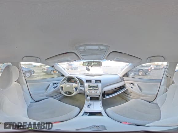 ✅ 2008 Toyota Camry LE • VIN: 4T4BE46K48R047029 • Лот: 93498045. Опубликован ранее на Copart с пробегом 174 286 миль. Бесплатный доступ к архиву аукционных продаж из США и подробный отчёт об истории автомобиля на DreamBid. Изображение 14.