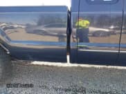 ✅ 2000 Ford F-250 XL • VIN: 1FTNX21S5YEC82650 • Lot: 42105861. Wystawiony na IAAI z przebiegiem 155 878 mil. Bezpłatny archiwum sprzedaży aukcyjnych z USA i szczegółowy raport historii pojazdu na DreamBid. Zdjęcie 17.