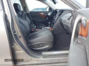 ✅ 2010 Infiniti FX • VIN: JN8AS1MW0AM856299 • Lot: 42585732. Wystawiony na IAAI z przebiegiem 74 415 mil. Bezpłatny archiwum sprzedaży aukcyjnych z USA i szczegółowy raport historii pojazdu na DreamBid. Zdjęcie 5.