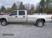 ✅ 2005 Chevrolet Silverado 2500HD LS • VIN: 1GCHK23235F842020 • Lot: 43671164. Wystawiony na IAAI z przebiegiem 270 891 mil. Bezpłatny archiwum sprzedaży aukcyjnych z USA i szczegółowy raport historii pojazdu na DreamBid. Zdjęcie 14.