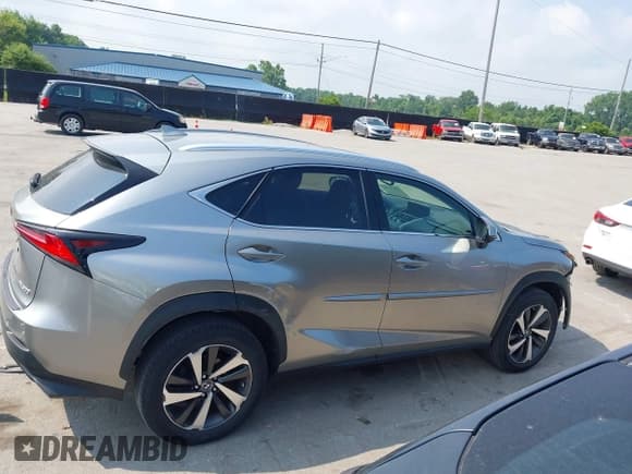 ✅ 2019 Lexus NX 300 • VIN: JTJBARBZ5K2190582 • Лот: 42672790. Опубликован ранее на IAAI с пробегом 24 369 миль. Бесплатный доступ к архиву аукционных продаж из США и подробный отчёт об истории автомобиля на DreamBid. Изображение 14.