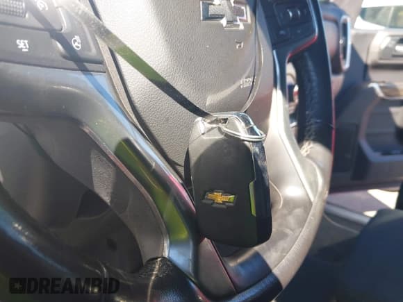 ✅ 2021 Chevrolet Silverado 1500 RST • VIN: 3GCUYEED2MG196964 • Lot: 43010571. Wystawiony na IAAI z przebiegiem 96 200 mil. Bezpłatny archiwum sprzedaży aukcyjnych z USA i szczegółowy raport historii pojazdu na DreamBid. Zdjęcie 11.