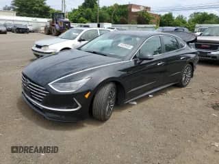 2020 Hyundai Sonata Limited с VIN KMHL54JJXLA016021, выставлен на аукционе Copart как лот 60209455 с пробегом 46 149 миль миль и Списание • Salvage title. История ставок и продаж доступна на DreamBid. Изображение 1.