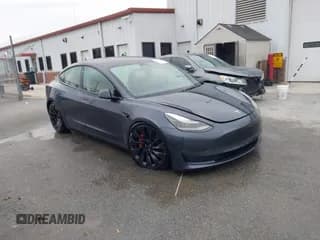 ✅ 2023 Tesla Model 3 Performance • VIN: 5YJ3E1EC0PF488692 • Lot: 43686025. Wystawiony na IAAI z przebiegiem 71 578 mil. Bezpłatny archiwum sprzedaży aukcyjnych z USA i szczegółowy raport historii pojazdu na DreamBid. Zdjęcie 1.