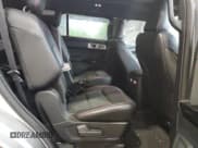 ✅ 2023 Ford Explorer ST-Line • VIN: 1FMSK7KH2PGC03208 • Lot: 50994355. Wystawiony na Copart z przebiegiem 13 962 mil. Bezpłatny archiwum sprzedaży aukcyjnych z USA i szczegółowy raport historii pojazdu na DreamBid. Zdjęcie 11.