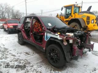 ✅ 2024 Jeep Grand Cherokee Altitude • VIN: 1C4RJHAG3RC250181 • Lot: 41479690. Listed on IAAI with Not provided. Free auction sales archive from the USA and detailed vehicle history report at DreamBid. Image 1.