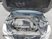 ✅ 2013 Volvo XC60 T6 • VIN: YV4902DZ8D2389876 • Lot: 43773777. Listed on IAAI with 235,925 mi. Free auction sales archive from the USA and detailed vehicle history report at DreamBid. Image 10.