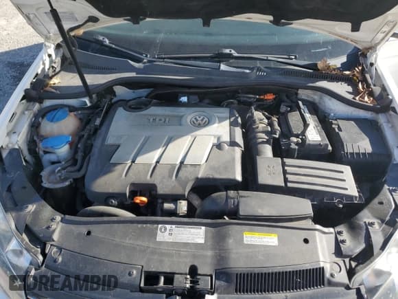 ✅ 2013 Volkswagen Jetta TDI w/Sunroof & Nav • VIN: 3VWPL7AJ9DM692961 • Lot: 92604855. Listed on Copart with 195,935 mi. Free auction sales archive from the USA and detailed vehicle history report at DreamBid. Image 11.