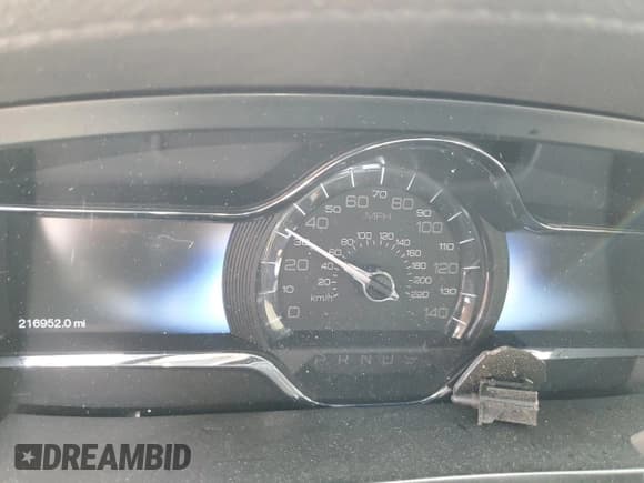 ✅ 2015 Lincoln MKS • VIN: 1LNHL9DK2FG601903 • Lot: 85826285. Wystawiony na Copart z przebiegiem 216 952 mil. Bezpłatny archiwum sprzedaży aukcyjnych z USA i szczegółowy raport historii pojazdu na DreamBid. Zdjęcie 9.