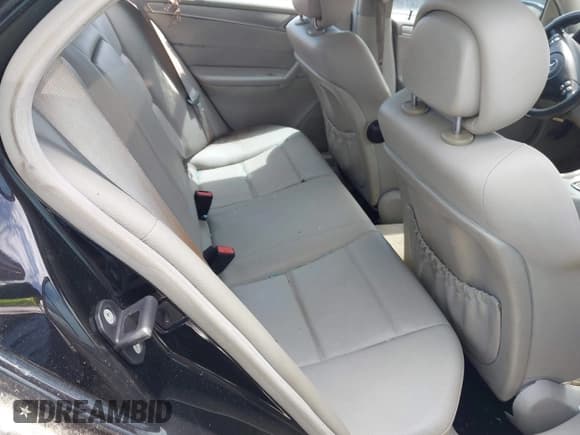 ✅ 2006 Mercedes-Benz C 230 Sport • VIN: WDBRF52H76F762025 • Lot: 42197195. Listed on IAAI with 186,275 mi. Free auction sales archive from the USA and detailed vehicle history report at DreamBid. Image 8.