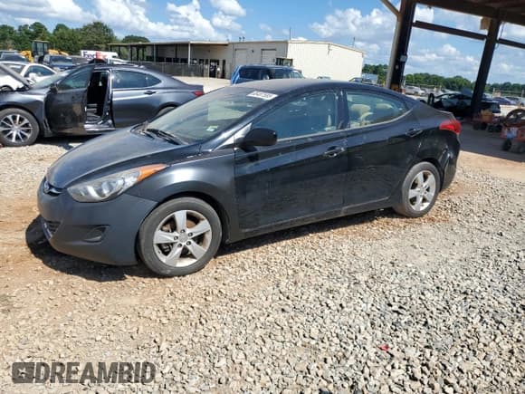 ✅ 2013 Hyundai Elantra GLS • VIN: 5NPDH4AE6DH226922 • Лот: 66487585. Опубликован ранее на Copart с пробегом 84 696 миль. Бесплатный доступ к архиву аукционных продаж из США и подробный отчёт об истории автомобиля на DreamBid. Изображение 1.