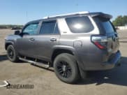 ✅ 2015 Toyota 4Runner SR5 • VIN: JTEBU5JR9F5268043 • Lot: 81937645. Wystawiony na Copart z przebiegiem 156 954 mil. Bezpłatny archiwum sprzedaży aukcyjnych z USA i szczegółowy raport historii pojazdu na DreamBid. Zdjęcie 2.