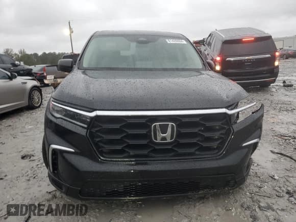 ✅ 2023 Honda Pilot LX • VIN: 5FNYG2H2XPB015553 • Lot: 81426004. Listed on Copart with Not provided. Free auction sales archive from the USA and detailed vehicle history report at DreamBid. Image 5.