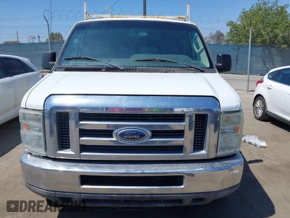 ✅ 2012 Ford Econoline Passenger XL • VIN: 1FBSS3BL3CDB17262 • Lot: 42311561. Wystawiony na IAAI z przebiegiem 165 736 mil. Bezpłatny archiwum sprzedaży aukcyjnych z USA i szczegółowy raport historii pojazdu na DreamBid. Zdjęcie 11.