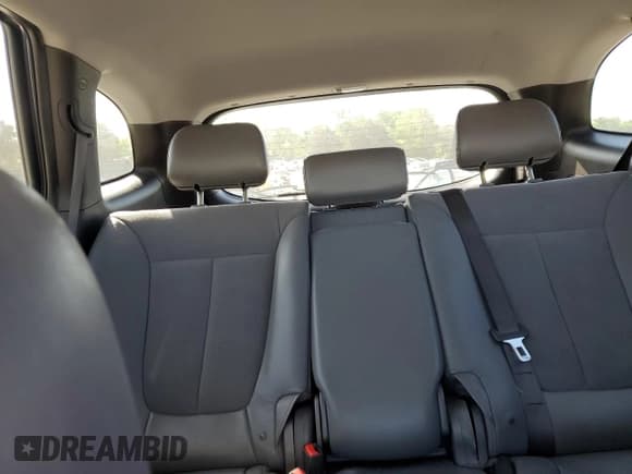 ✅ 2010 Hyundai Santa Fe SE • VIN: 5NMSH4AG3AH395250 • Lot: 71778504. Listed on Copart with 199,311 mi. Free auction sales archive from the USA and detailed vehicle history report at DreamBid. Image 10.