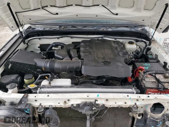 ✅ 2013 Toyota FJ Cruiser • VIN: JTEBU4BFXDK155067 • Лот: 65988405. Опубликован ранее на Copart с пробегом 109 771 миль. Бесплатный доступ к архиву аукционных продаж из США и подробный отчёт об истории автомобиля на DreamBid. Изображение 12.