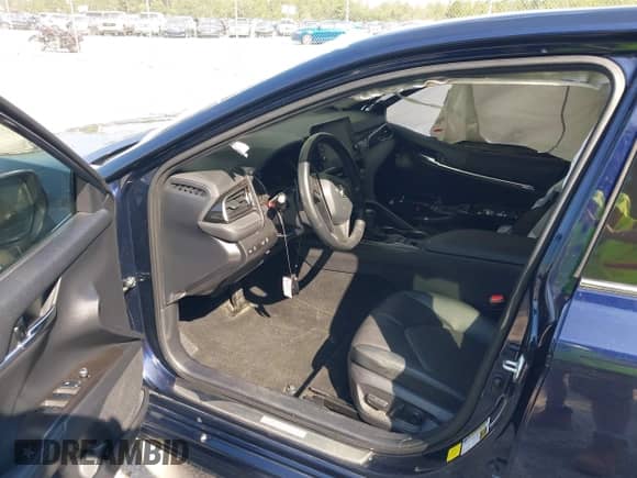 2021 Toyota Camry XSE with VIN 4T1K61AK4MU615383, listed as a IAAI auction lot 43193305 with 57,706 mi miles and . Bid and sale history available at DreamBid. Image 5.