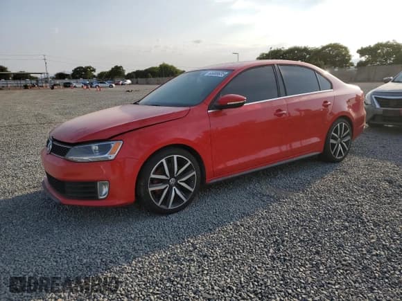 ✅ 2012 Volkswagen Jetta Autobahn • VIN: 3VW587AJ0CM019810 • Lot: 65088635. Listed on Copart with 131,592 mi. Free auction sales archive from the USA and detailed vehicle history report at DreamBid. Image 1.