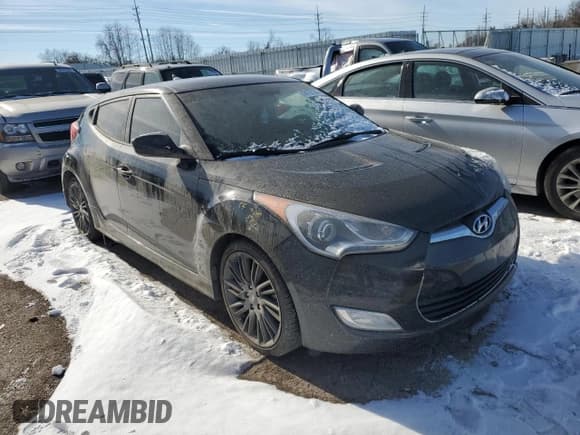 ✅ 2013 Hyundai Veloster w/Gray Int • VIN: KMHTC6AD3DU136853 • Lot: 56208614. Wystawiony na Copart z przebiegiem 154 440 mil. Bezpłatny archiwum sprzedaży aukcyjnych z USA i szczegółowy raport historii pojazdu na DreamBid. Zdjęcie 4.