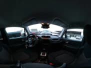 ✅ 2023 Jeep Renegade Latitude • VIN: ZACNJDB14PPP72325 • Lot: 43805526. Wystawiony na IAAI z przebiegiem 44 787 mil. Bezpłatny archiwum sprzedaży aukcyjnych z USA i szczegółowy raport historii pojazdu na DreamBid. Zdjęcie 18.