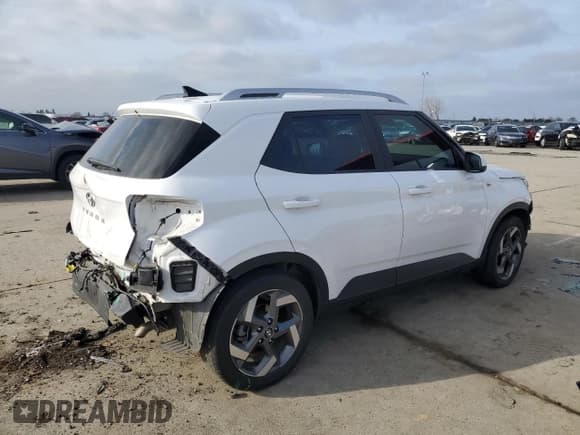 ✅ 2021 Hyundai Venue SEL • VIN: KMHRC8A35MU077222 • Lot: 85539104. Listed on Copart with 45,128 mi. Free auction sales archive from the USA and detailed vehicle history report at DreamBid. Image 3.