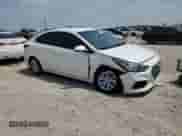 2020 Hyundai Accent SE z VIN 3KPC24A68LE125311, wystawiony jako Copart lot #66788814 z przebiegiem 43 980 mil mil oraz Szkoda całkowita • Salvage title. Historia ofert i sprzedaży dostępna na DreamBid. Obrazek 4.